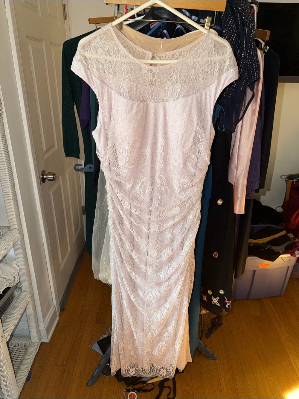 Simply Liliana Lace Maxi Dress in Pink Size 16